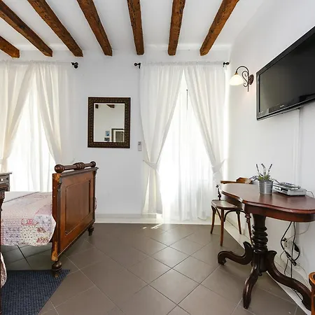Gina Appartement *
